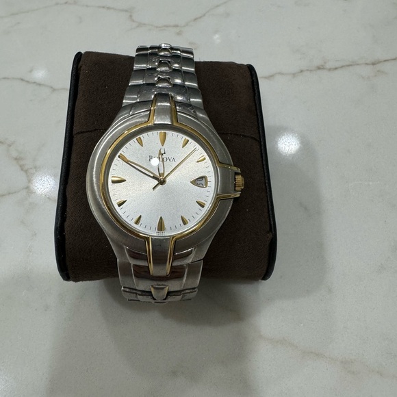 Men’s Bulova watch - Picture 1 of 7